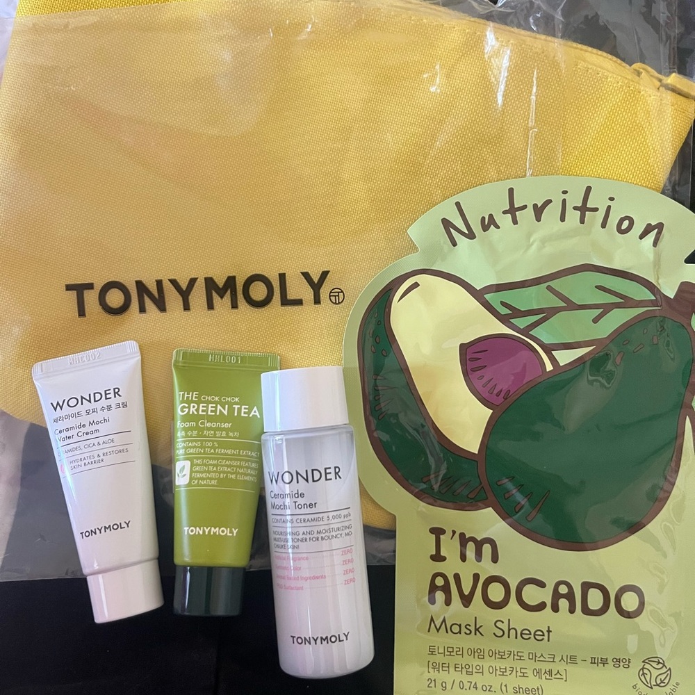 Tonymoly 5 piece skincare pack